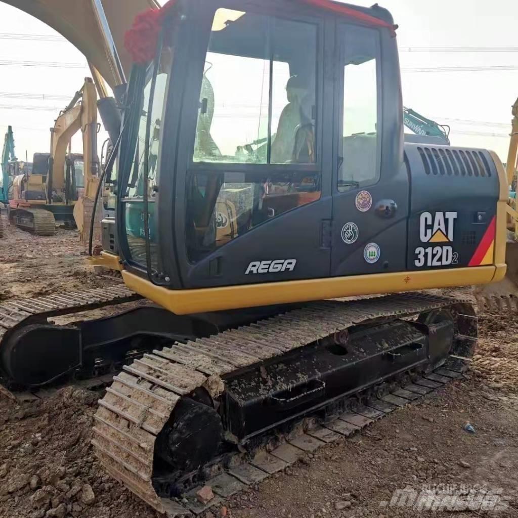 CAT 312D Paletli ekskavatörler