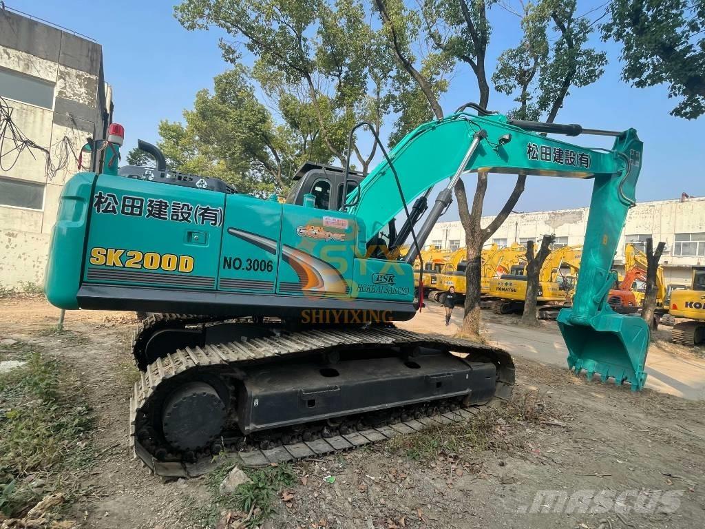 Kobelco SK 200-8 Paletli ekskavatörler