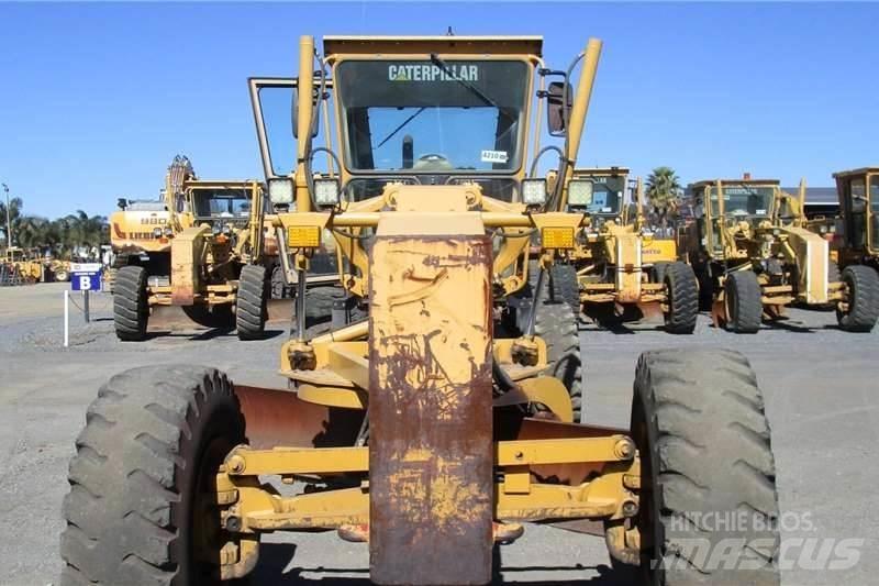 CAT 140K Greyderler