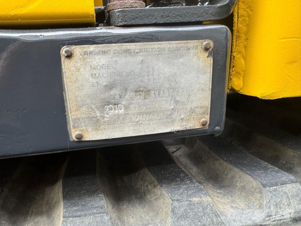 Yanmar C 30 R-2 Paletli damperler