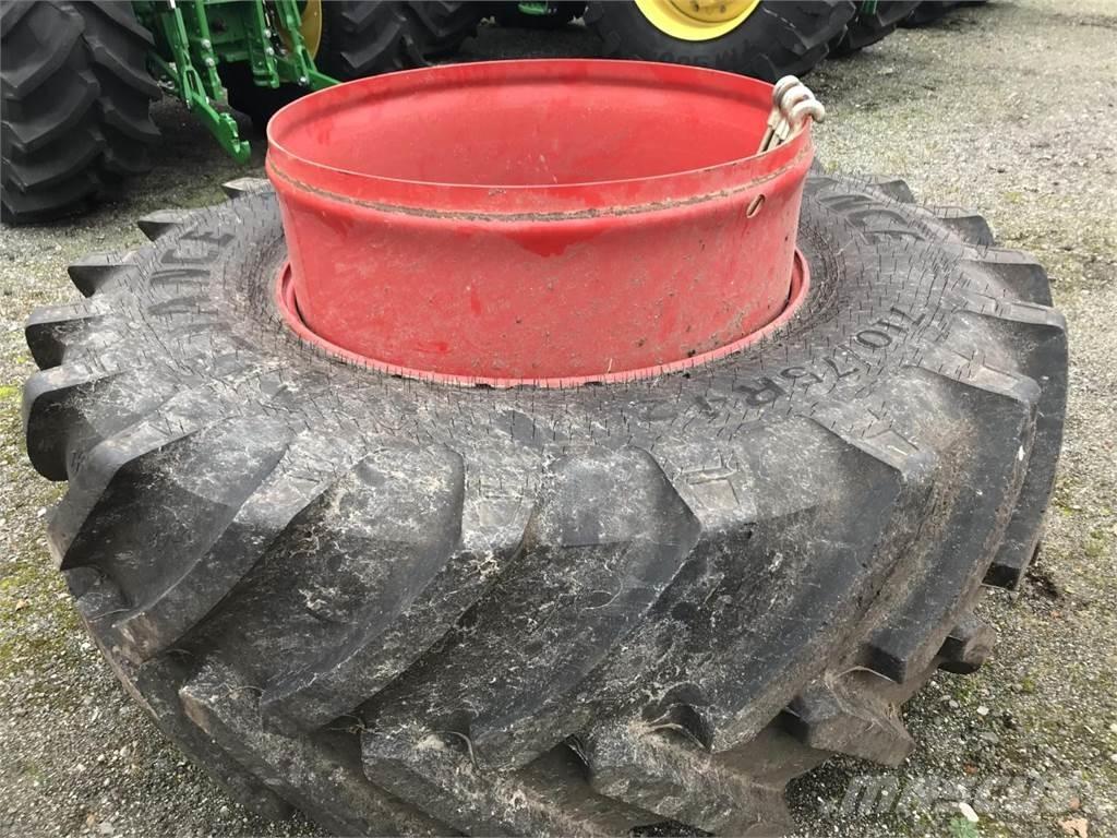 Alliance 710/75R42 Tekerlekler