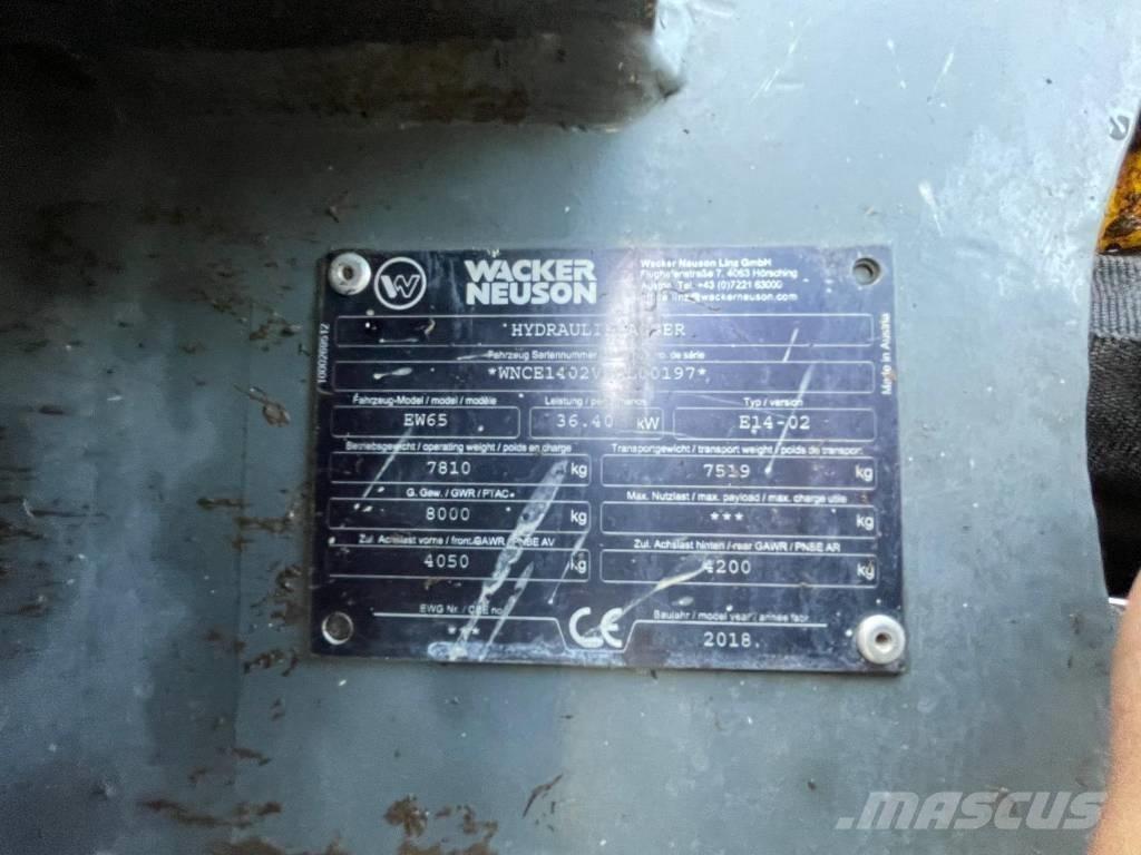Wacker Neuson W65 Lastik tekerli ekskavatörler