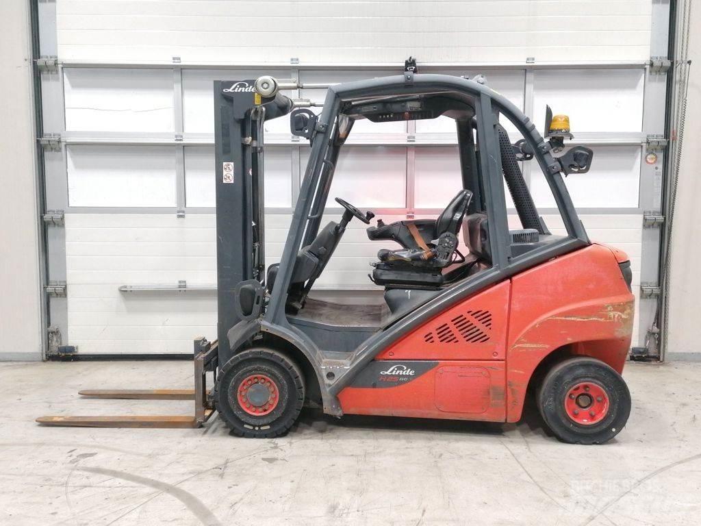 Linde H25D-02 Dizel forkliftler