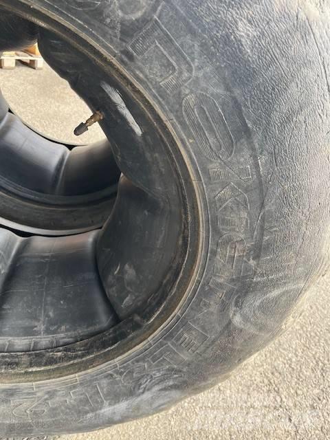 Nokian 600/55-26.5 Lastikler