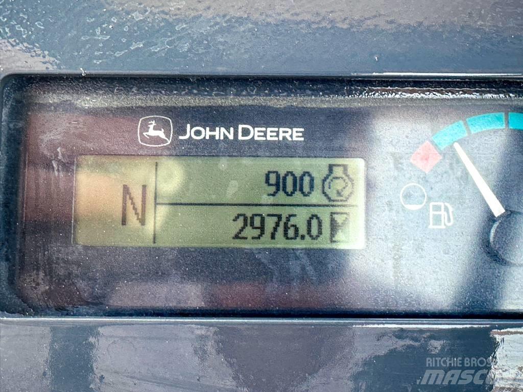 John Deere 210 LE EP Ön yükleyici ve kazicilar
