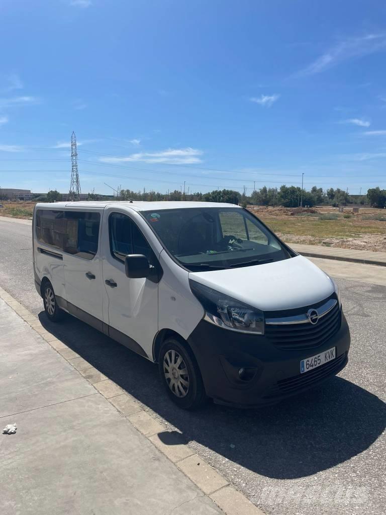 Opel VIVARO Panel vanlar