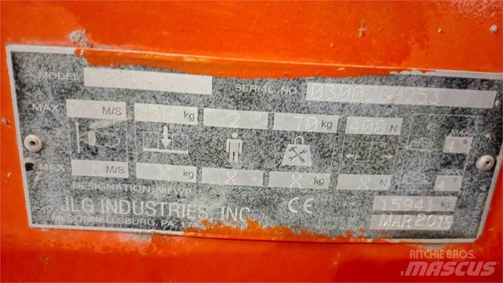 JLG 800AJ Körüklü personel platformları