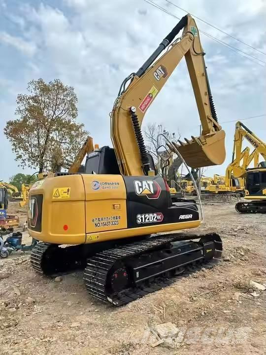 CAT 312D 2GC Paletli ekskavatörler