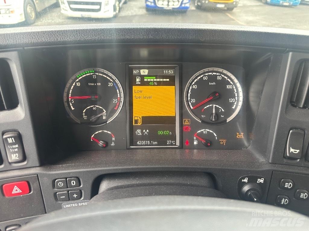 Scania R580 6x2*4 Vinçli kamyonlar
