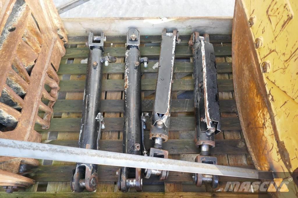 CAT 525D Grapple Diger aksam