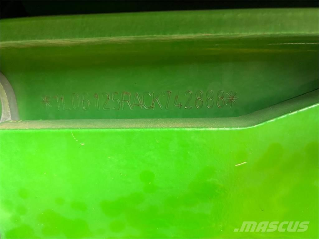 John Deere 6125R Traktörler