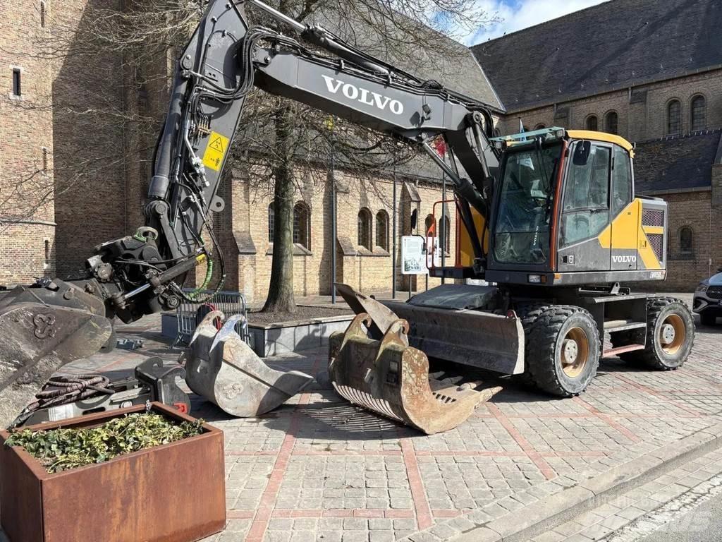 Volvo EWR150E Lastik tekerli ekskavatörler