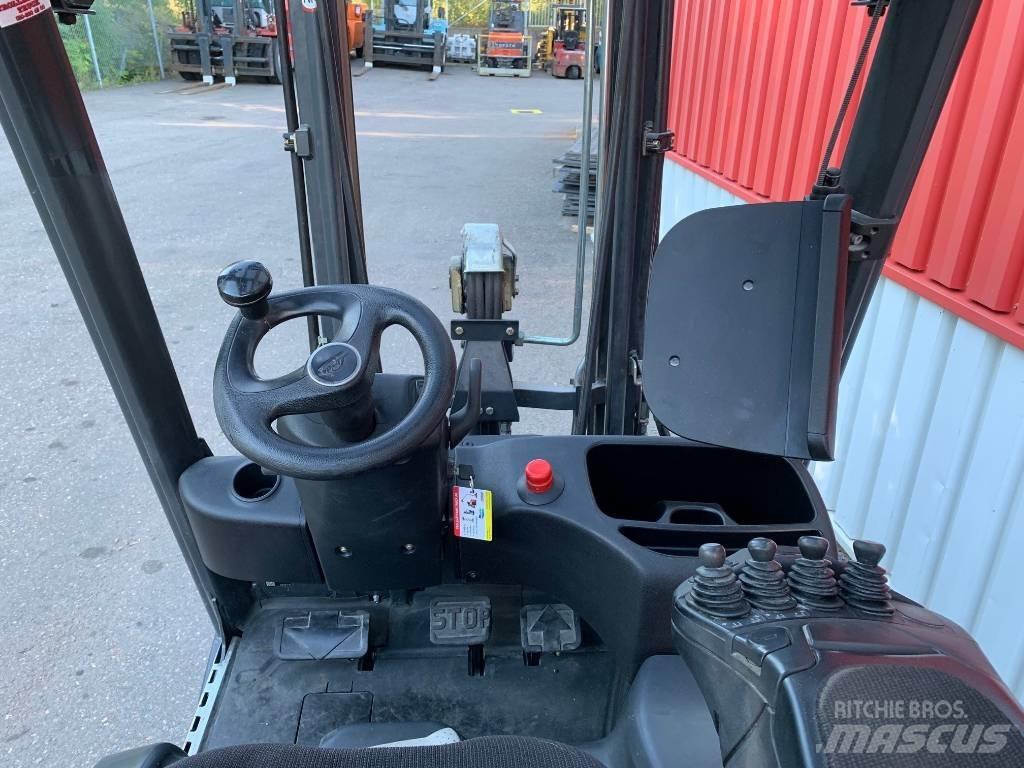 Linde E16C-02 Elektrikli forkliftler