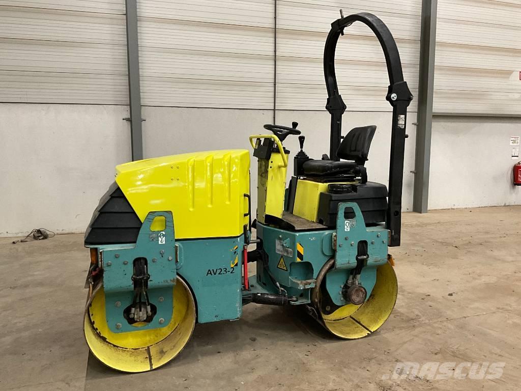 Ammann AV 23-2 Çift tamburlu silindirler