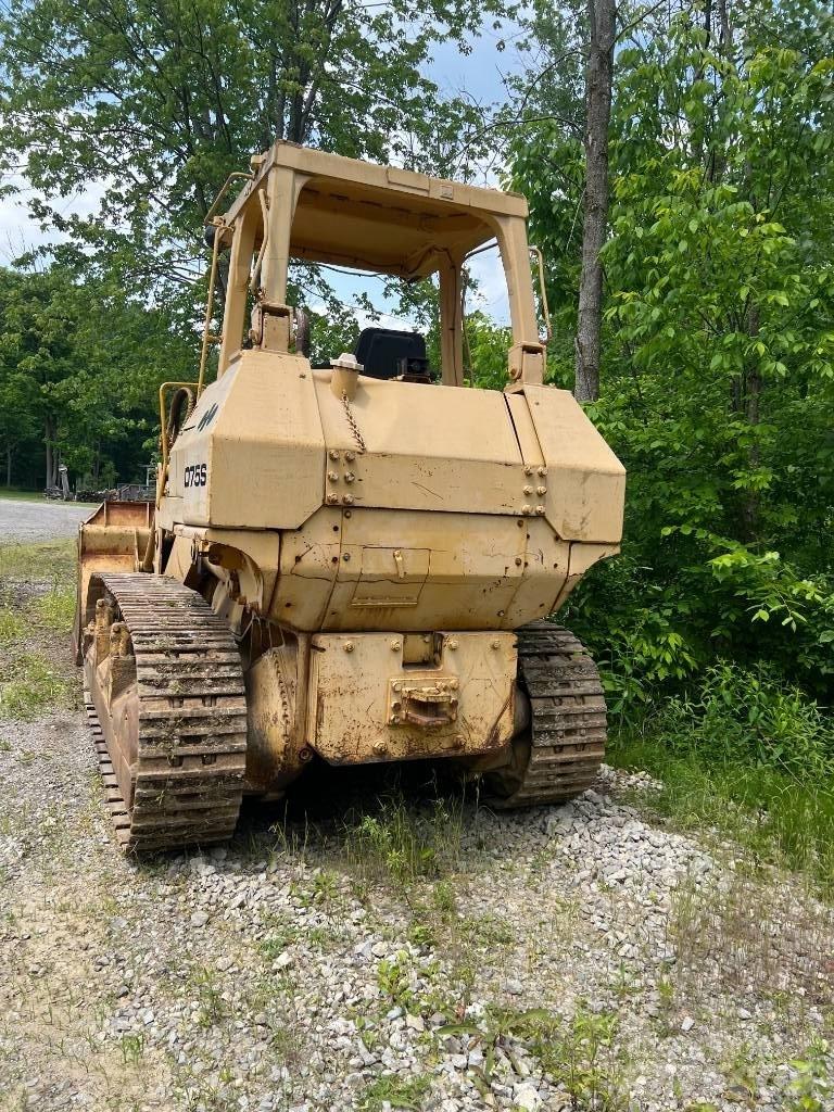 Komatsu D 75 S Paletli yükleyiciler