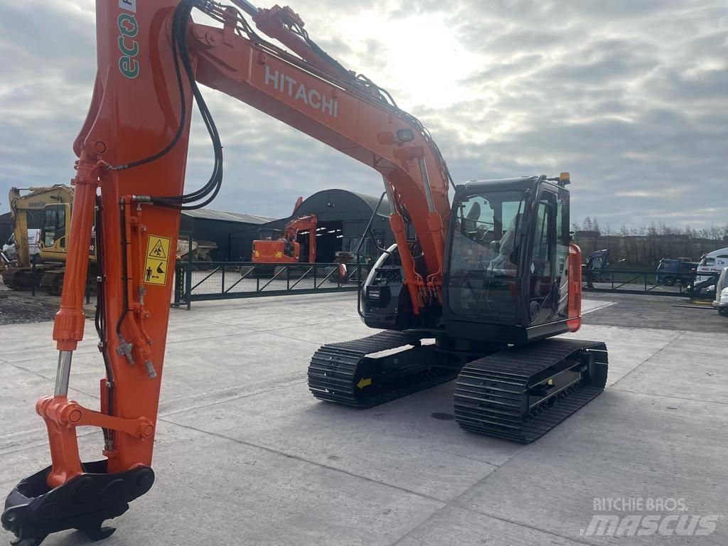 Hitachi ZX 135 US-6 Paletli ekskavatörler