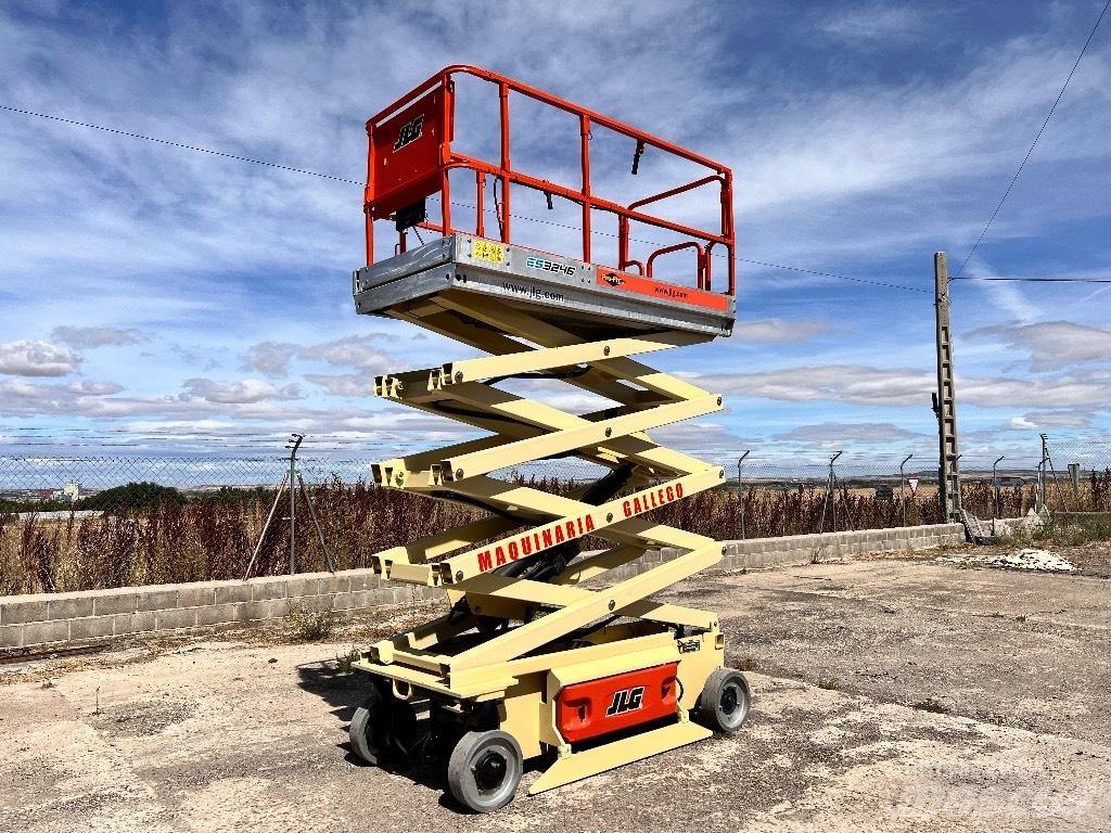 JLG 3246 ES Makasli platformlar