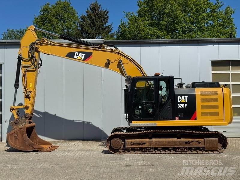CAT 320 FL Paletli ekskavatörler