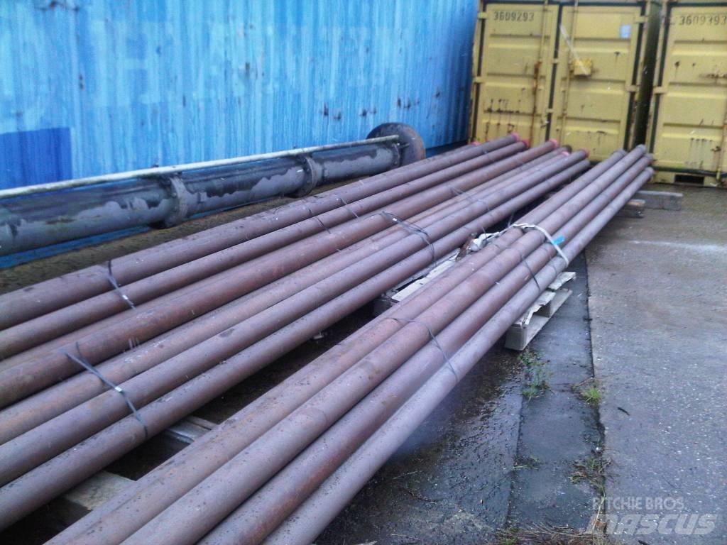  Drill pipes 32' X 4" Petrol ve gaz sondaj ekipmanları