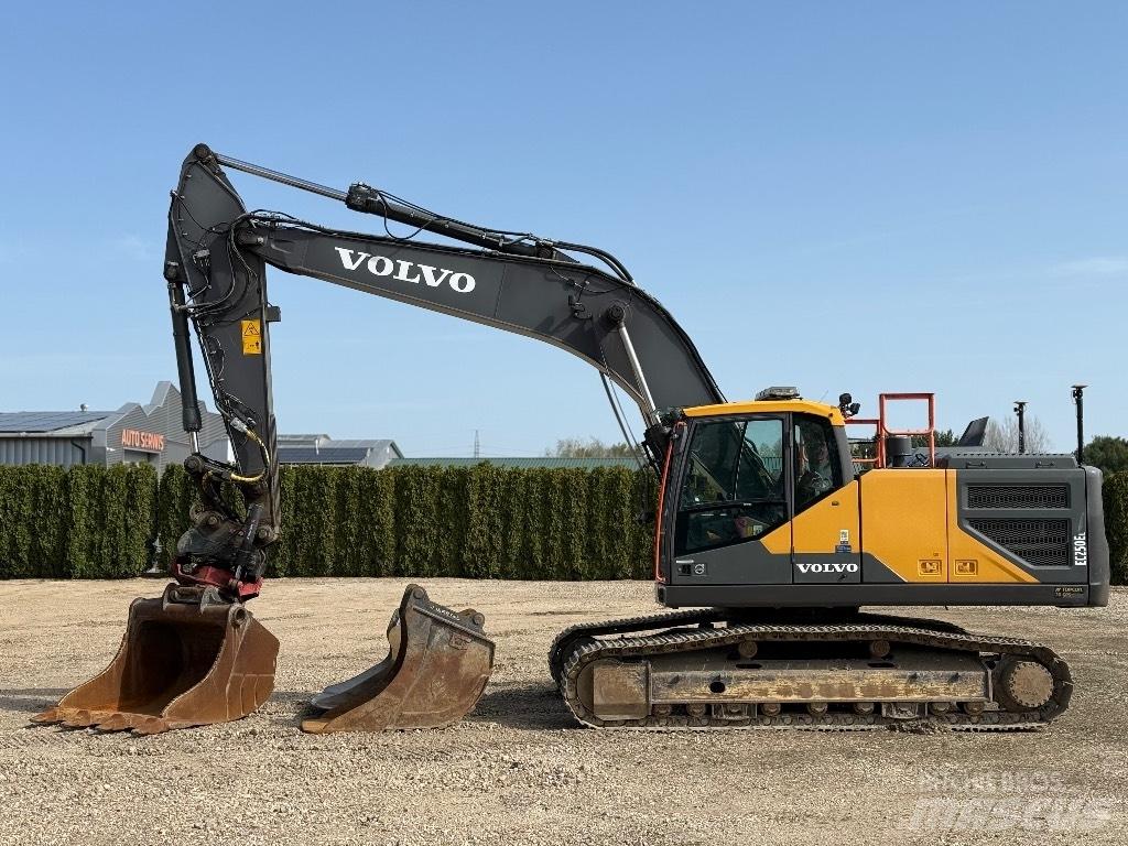 Volvo EC 250 EL Paletli ekskavatörler