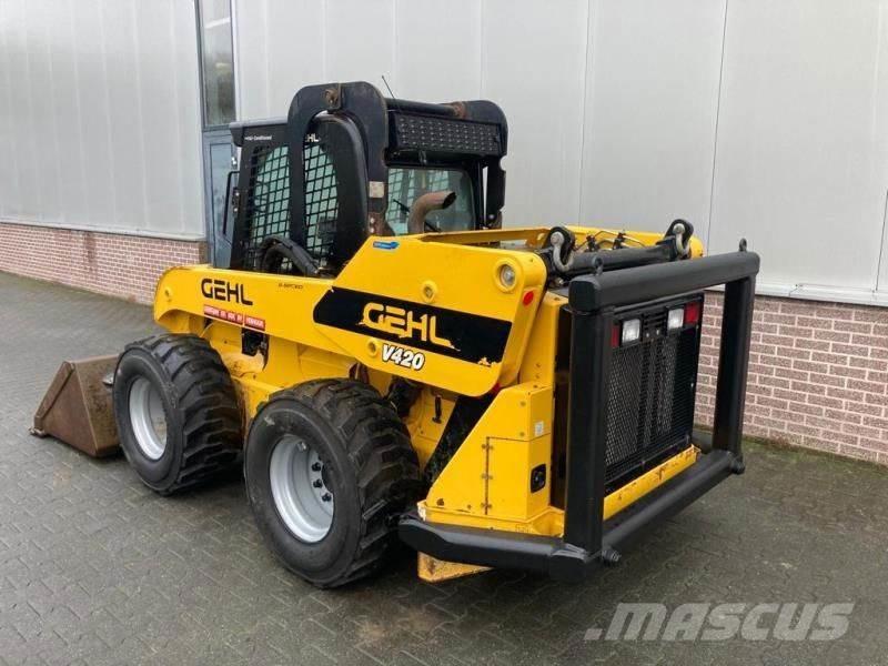 Gehl V420 Skid steer loderler