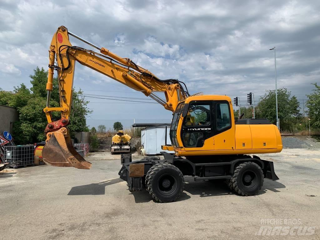Hyundai ROBEX 170W-3 Lastik tekerli ekskavatörler