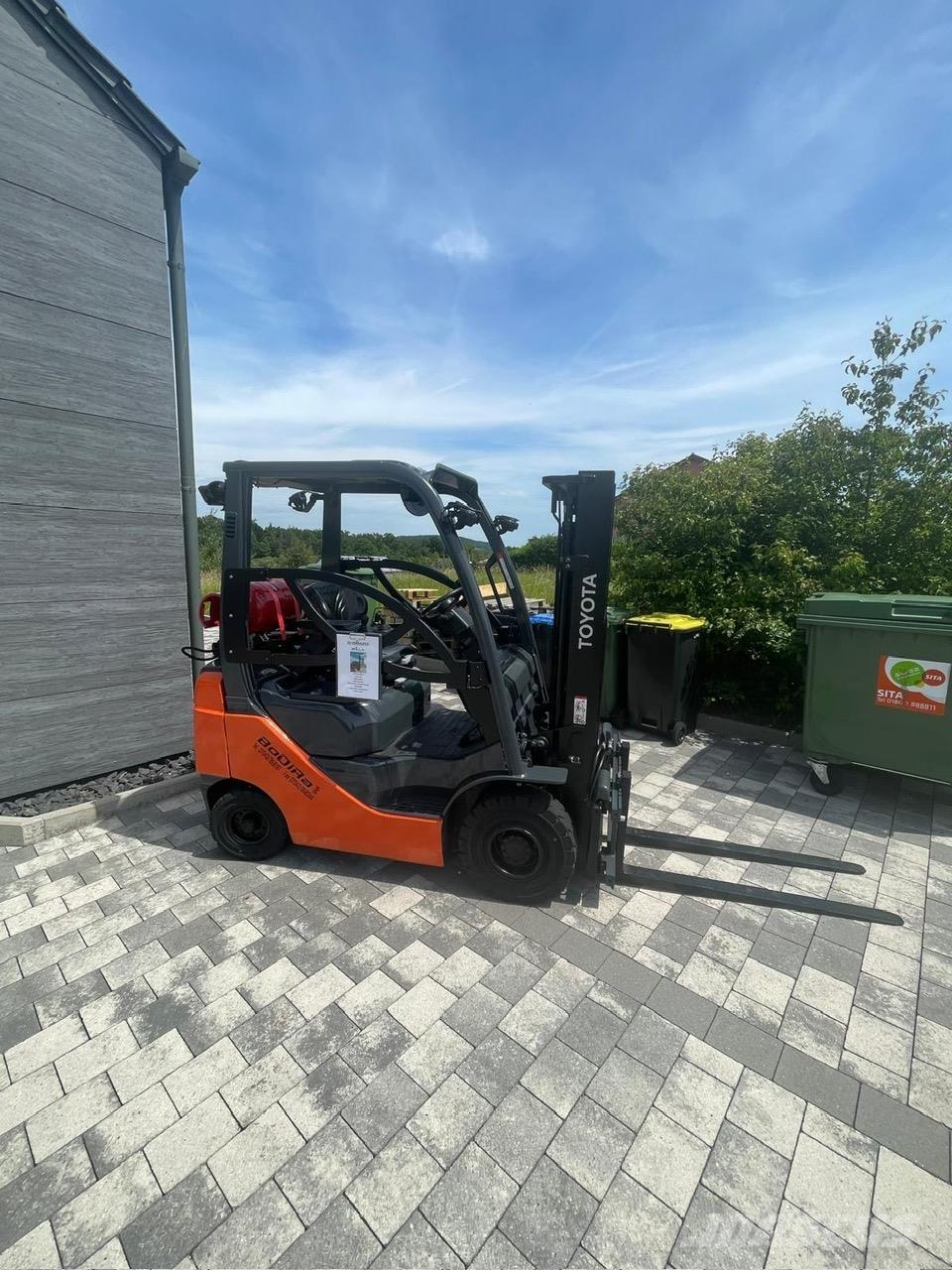 Toyota 02-8FGF18 LPG'li forkliftler