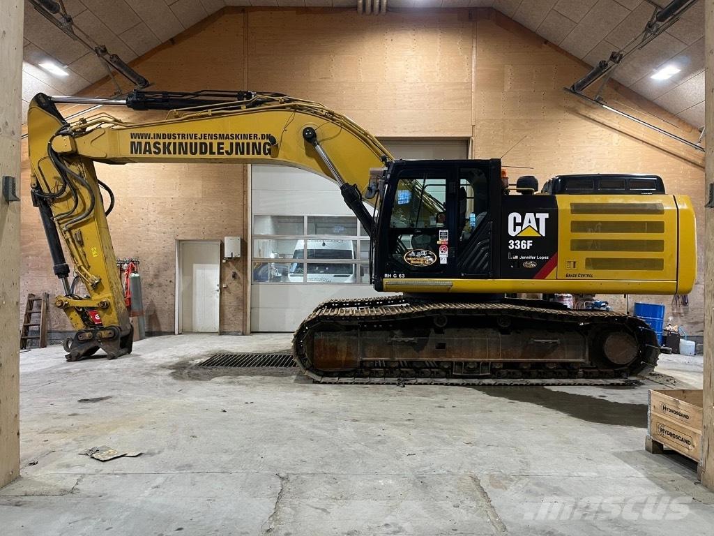 CAT 336 F L Paletli ekskavatörler