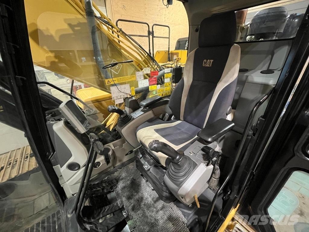 CAT 336 F L Paletli ekskavatörler
