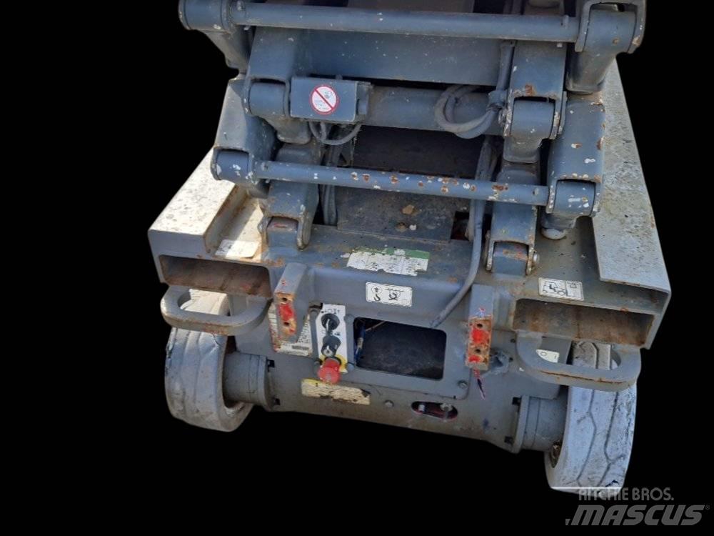 SkyJack SJ III 3219 Makasli platformlar