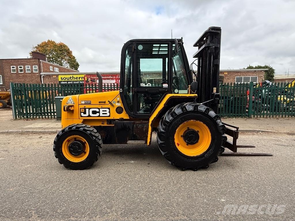 JCB 930-4 Arazi tipi forklift