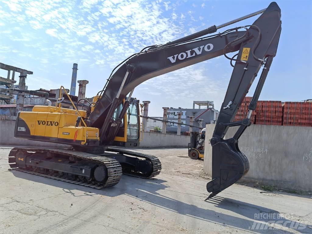 Volvo EC210B Paletli ekskavatörler