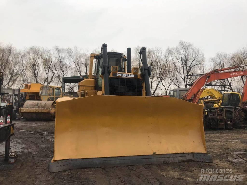 CAT D8N Paletli dozerler