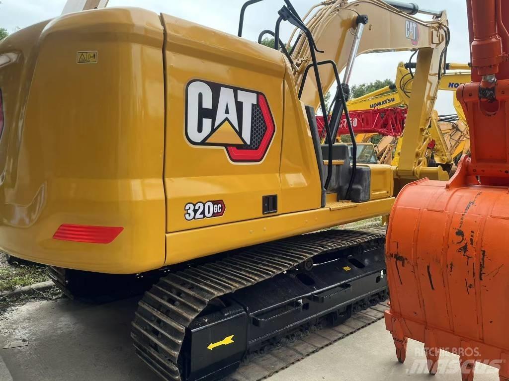 CAT 320 GC Paletli ekskavatörler