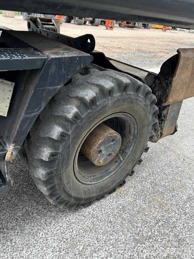 Hitachi ZX220W-5B Lastik tekerli ekskavatörler