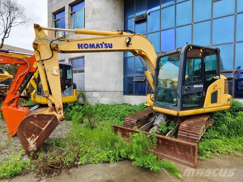 Komatsu PC 70-8 Paletli ekskavatörler