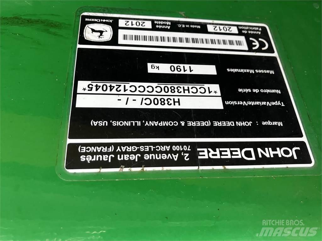 John Deere 6215R Traktörler