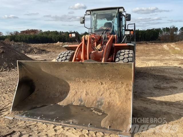 Hitachi ZW 220 Tekerlekli yükleyiciler