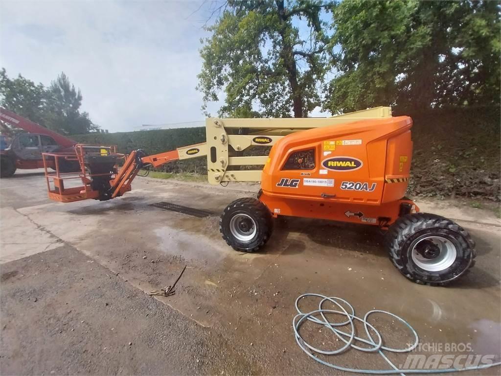 JLG 520AJ Körüklü personel platformları