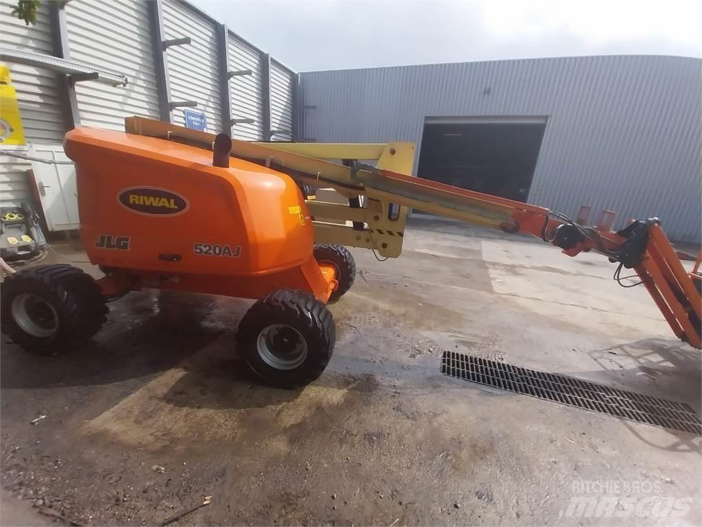 JLG 520AJ Körüklü personel platformları