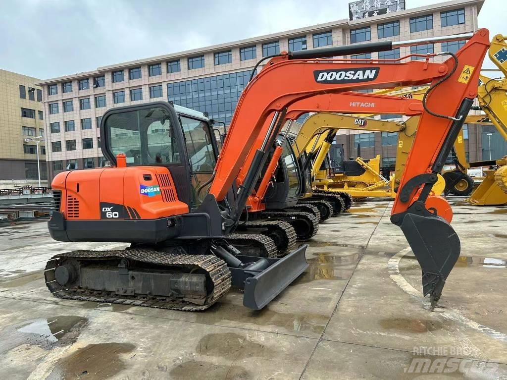 Doosan DX60-9 Mini ekskavatörler, 7 tona dek
