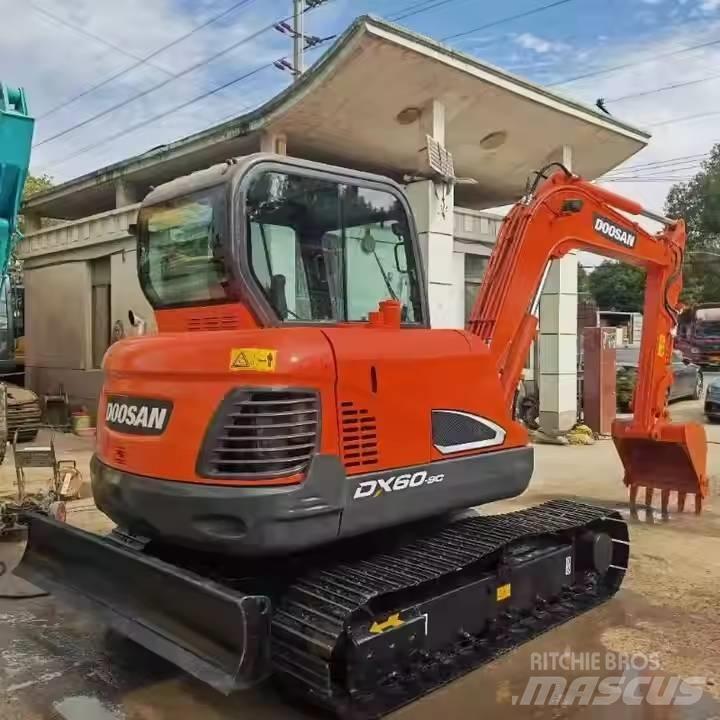 Doosan DX60-9C Mini ekskavatörler, 7 tona dek