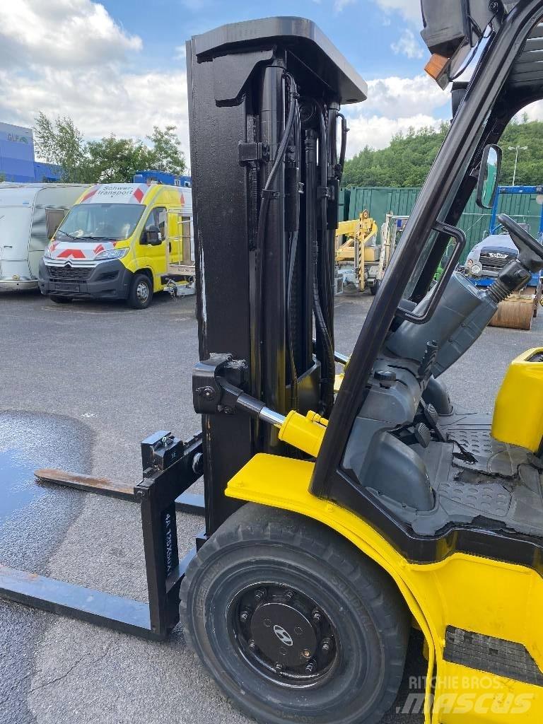 Hyundai 50 L-7 A LPG'li forkliftler