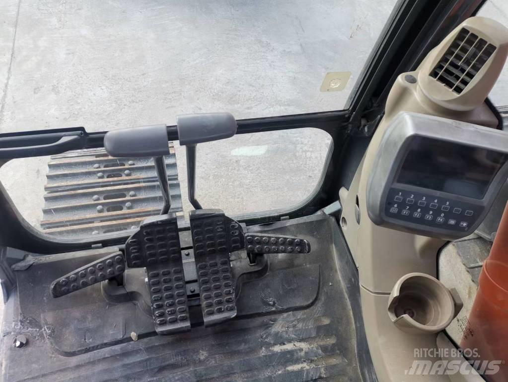 Hitachi ZX 240 Paletli ekskavatörler