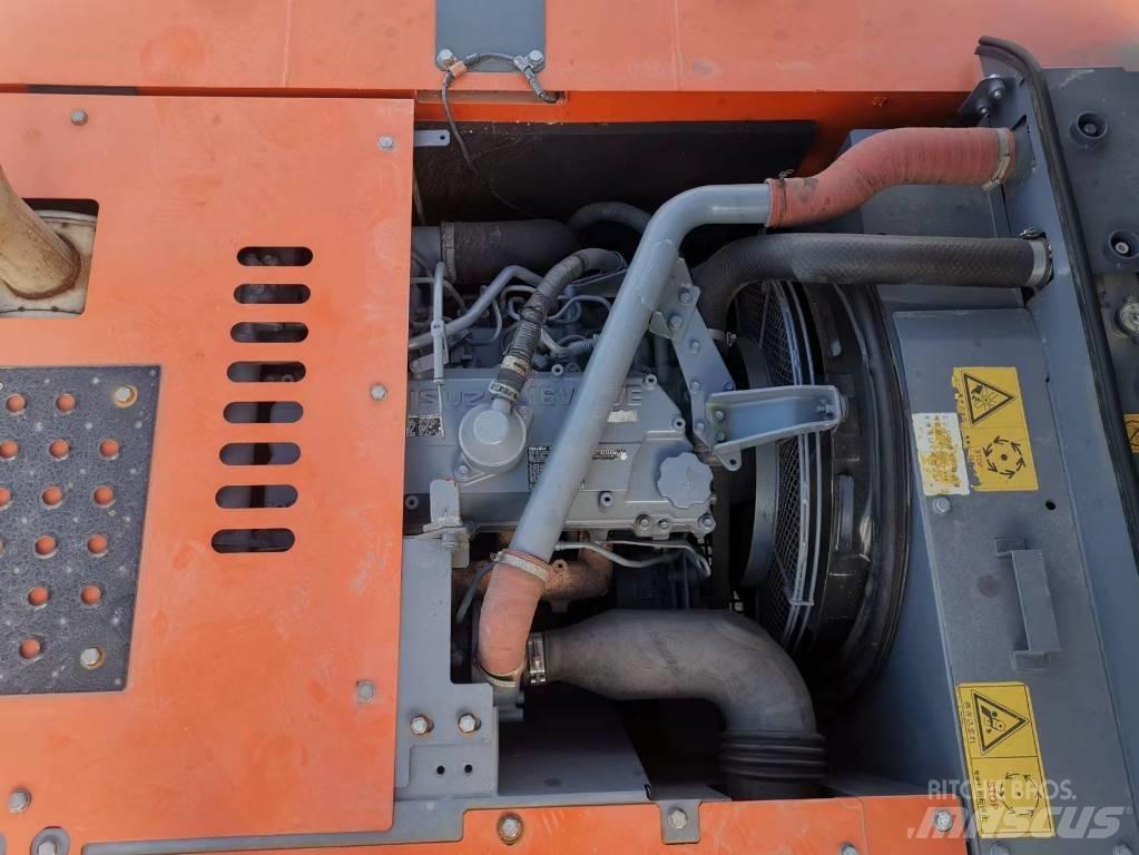 Hitachi ZX 240 Paletli ekskavatörler