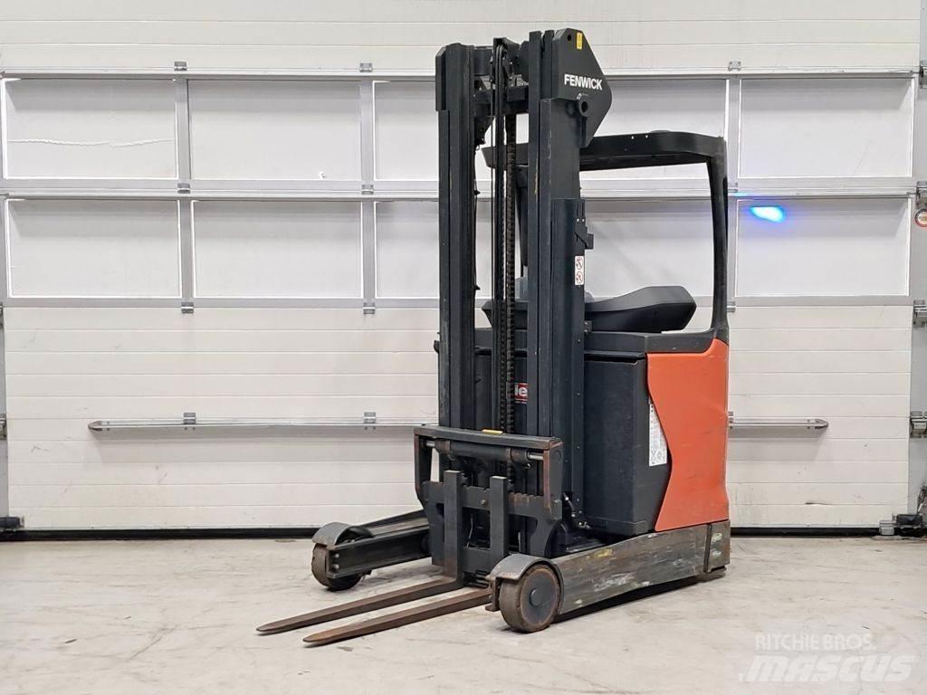 Linde R14-01 Reach truck - depo içi istif araçları