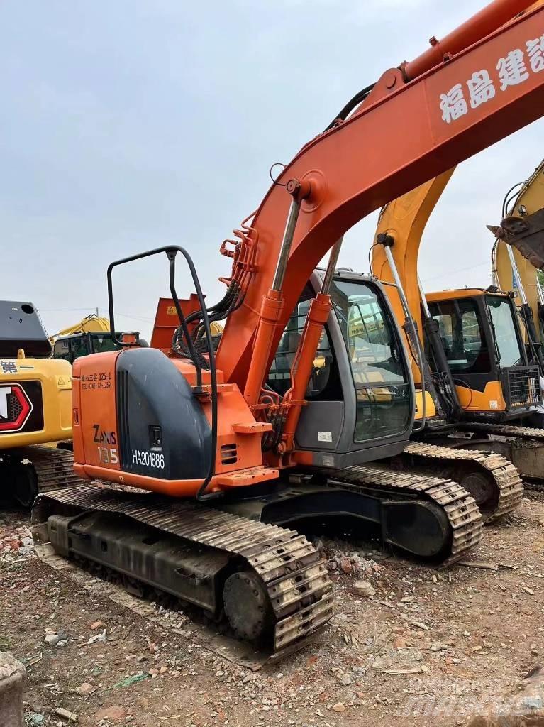 Hitachi ZX 135 US Paletli ekskavatörler