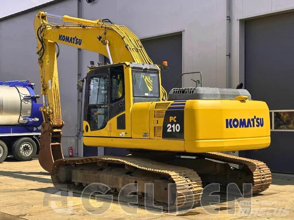 Komatsu PC210 LC-8 Paletli ekskavatörler