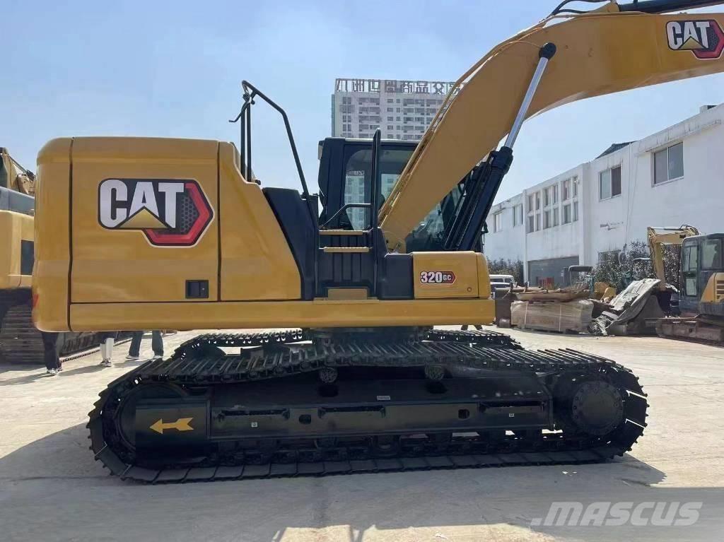 CAT 320GC Paletli ekskavatörler