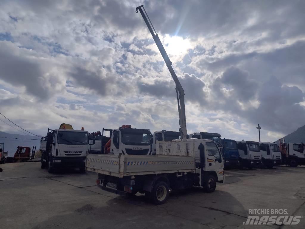Isuzu NPR77G-5DX Araç üzeri vinçler